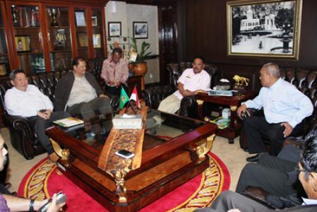 Walikota Dukung Investor Malaysia Jadikan Danau Siombak Wisata Air